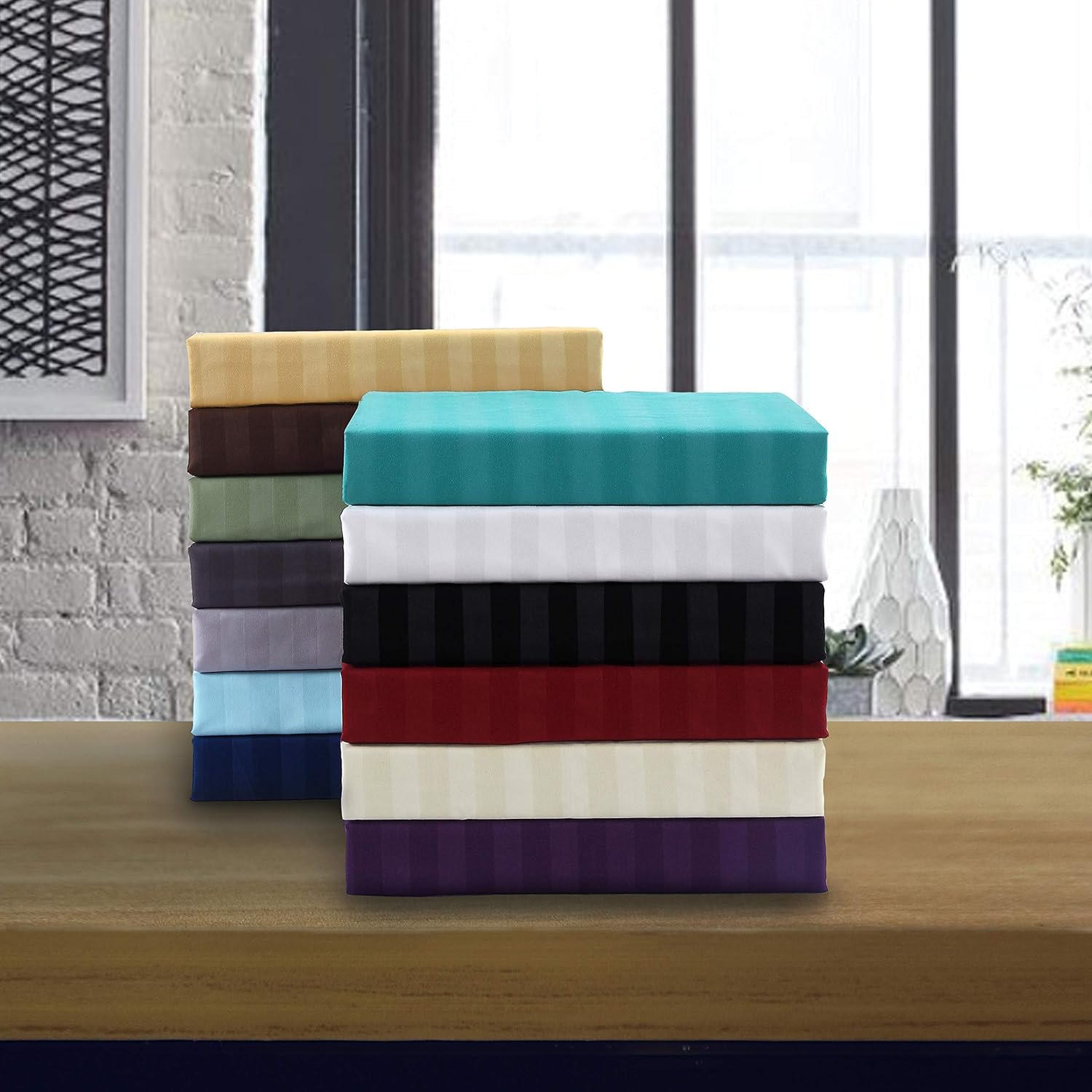 Ensemble de Draps 6 Pièces Elegant Comfort - Damassé à Rayures, Microfibre de Qualité Hôtelière, Couleur Aubergine, Taille King – Image 6