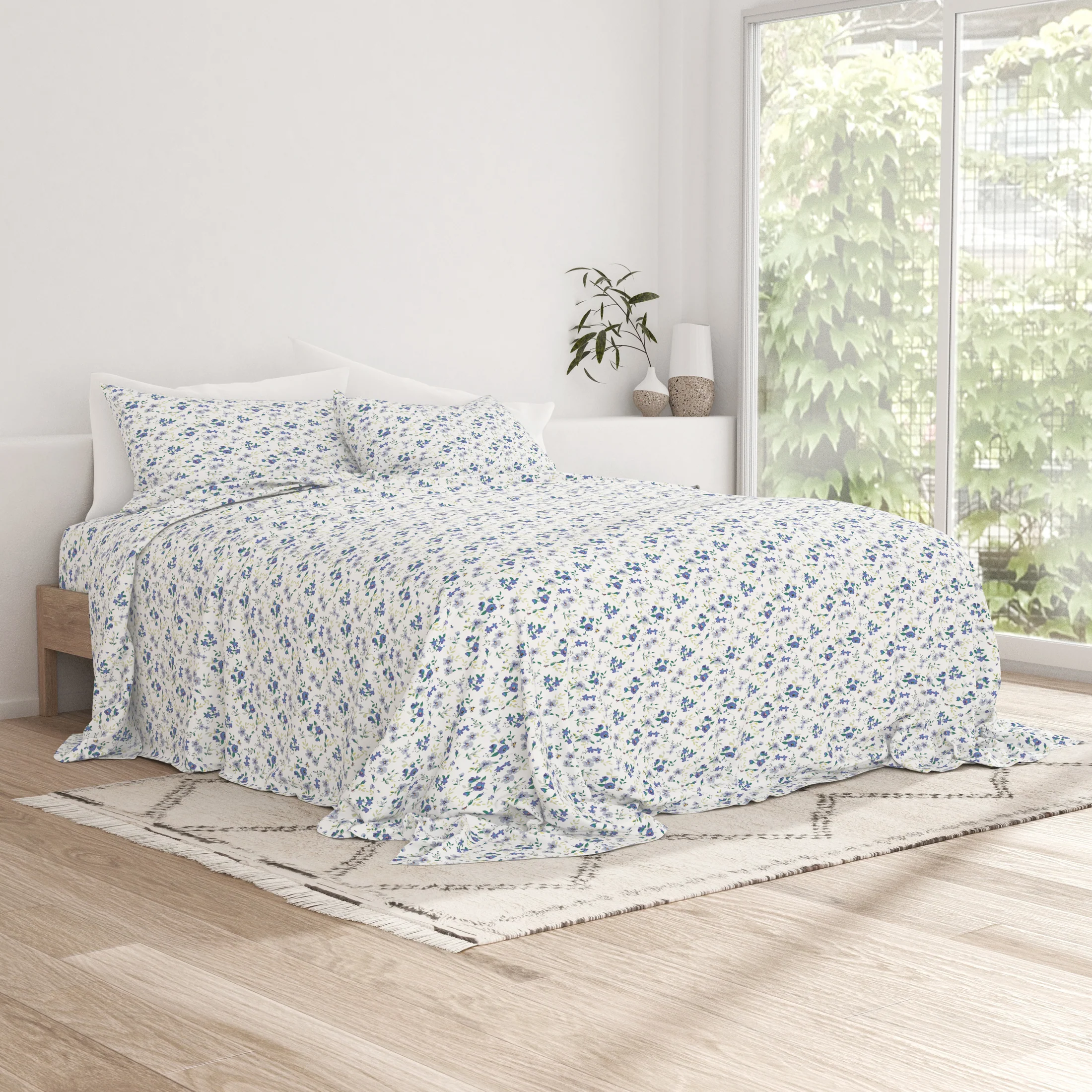 Ensemble de draps 4 pièces IEnjoy Home - Motifs Floraux Bleu Clair, Douceur Microfibre, Résistant et Confortable, Taille Full – Image 4